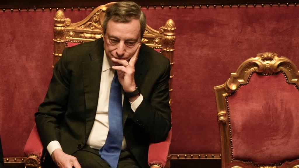 Mario Draghi volta a apresentar demissão (Gregorio Borgia/AP)