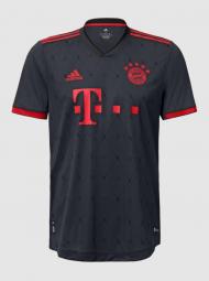 O terceiro equipamento do Bayern para 2022/23