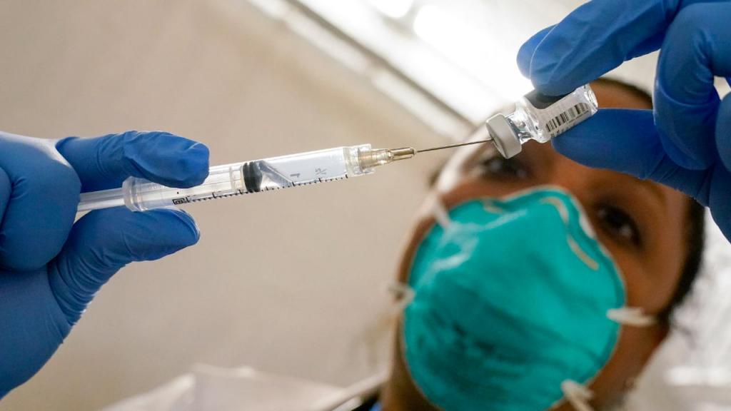 Vacina (AP Photo/Mary Altaffer, File)