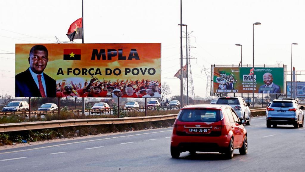 Campanha eleitoral em Angola: cartaz do MPLA (Lusa/Ampe Rogério)