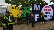 Adeptos do Man Utd protestam contra os donos do clube (Getty)