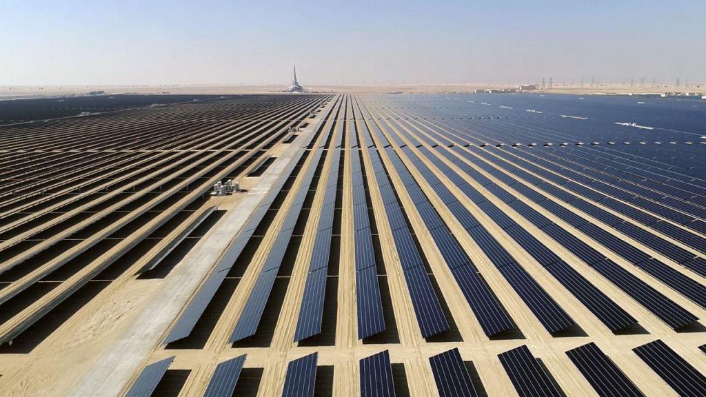 Parque solar Mohammed bin Rashid Al Maktoum (Foto: Strategy & Government Communications of Dubai/AP)