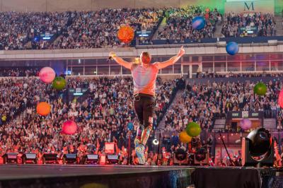 Os Coldplay têm assim tantos fãs ou esta "loucura" foi apenas o resultado de uma boa estratégia de marketing? - TVI