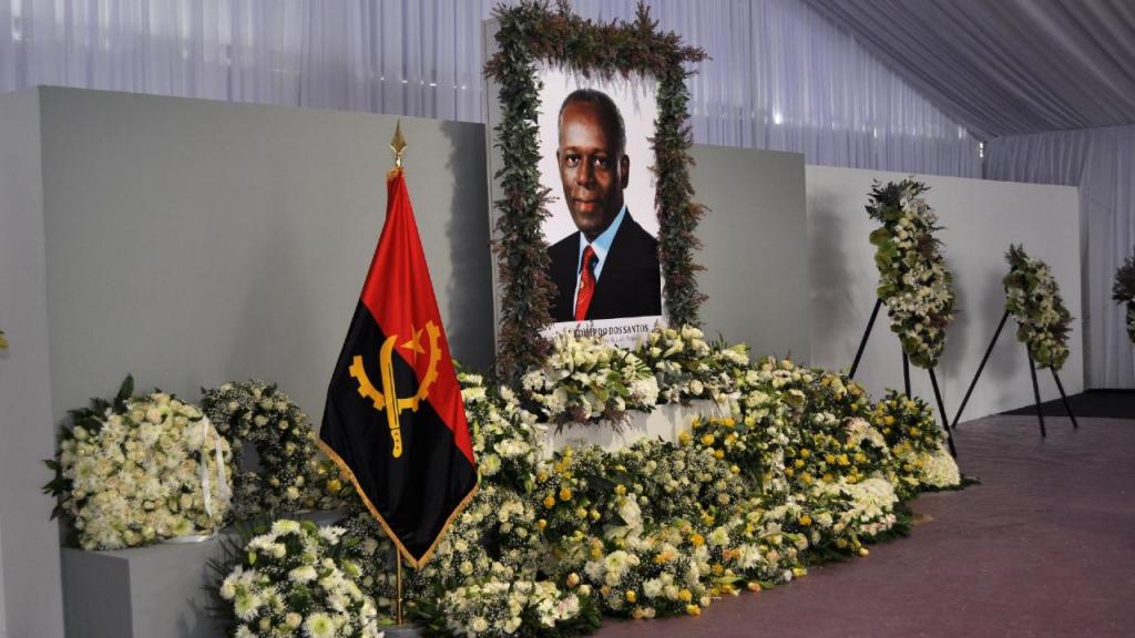 Funeral de José Eduardo dos Santos (Fotografia de JULIO PACHECO NTELA/AFP via Getty Images)