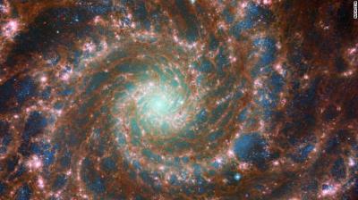 NASA publica nova imagem espantosa da Galáxia Fantasma - TVI