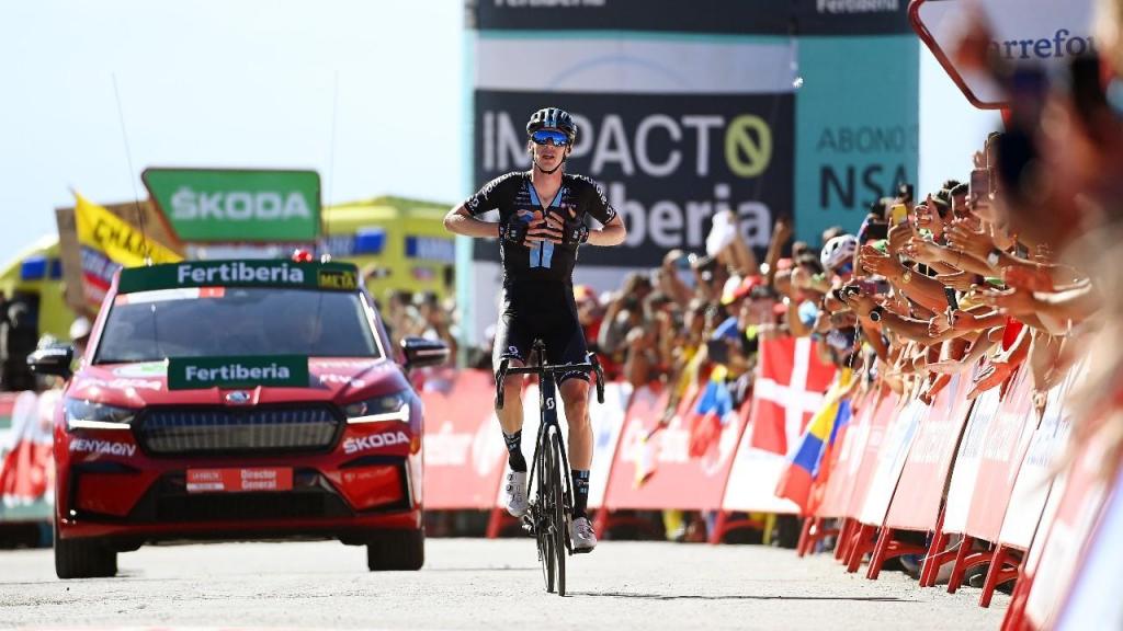 Thymen Arensman vence a 15.ª etapa da Vuelta
