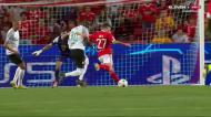 Benfica ameaça! Cohen nega golo a Rafa com grande defesa