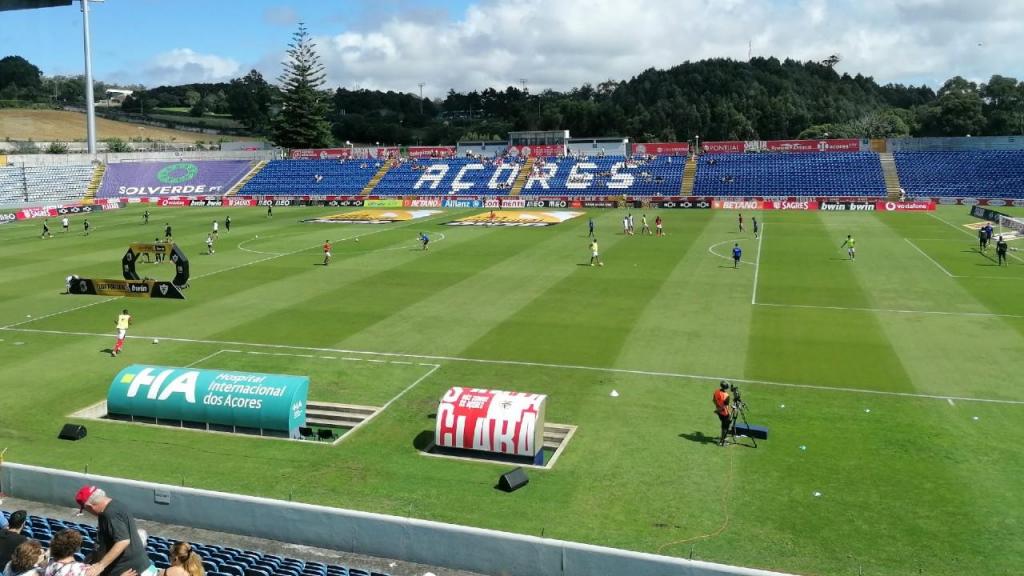 Estádio de São Miguel para o Santa Clara-Paços de Ferreira