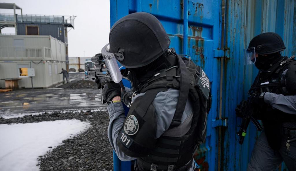 Polícia na Islândia (Getty Images)