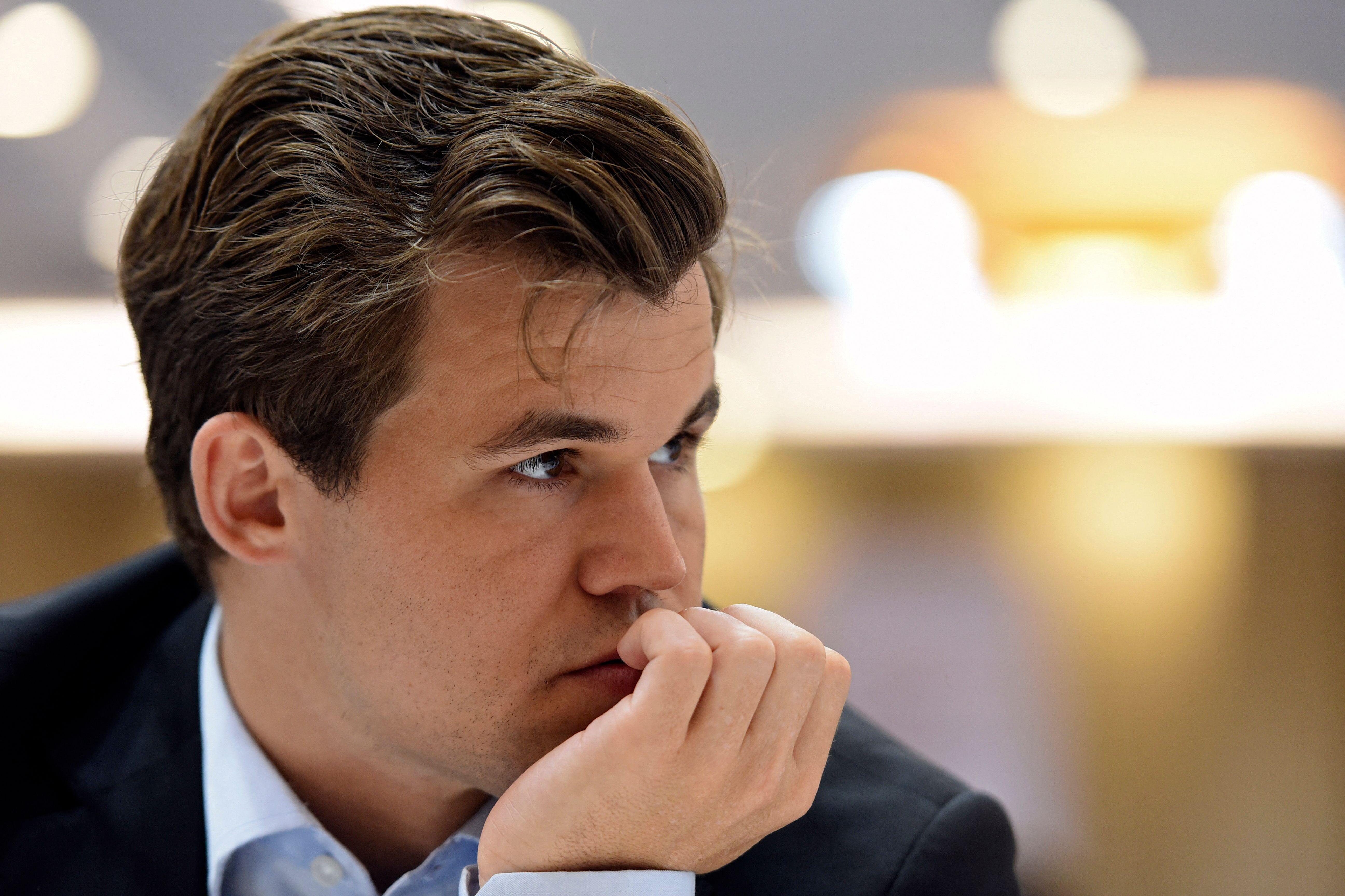 Ele derrotou Magnus Carlsen, número um mundial e cinco vezes