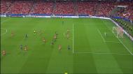 Contra isto, o Benfica não pode fazer nada: o golaço de Messi na Luz