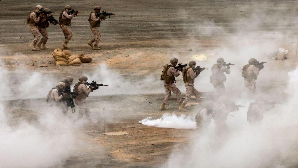 Exército dos Emirados Árabes Unidos (Photo by KARIM SAHIB/AFP via Getty Images)