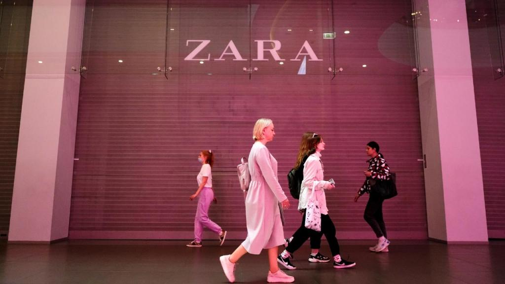 Loja da Zara encerrada na Rússia (Dmitri Lovetsky/AP)