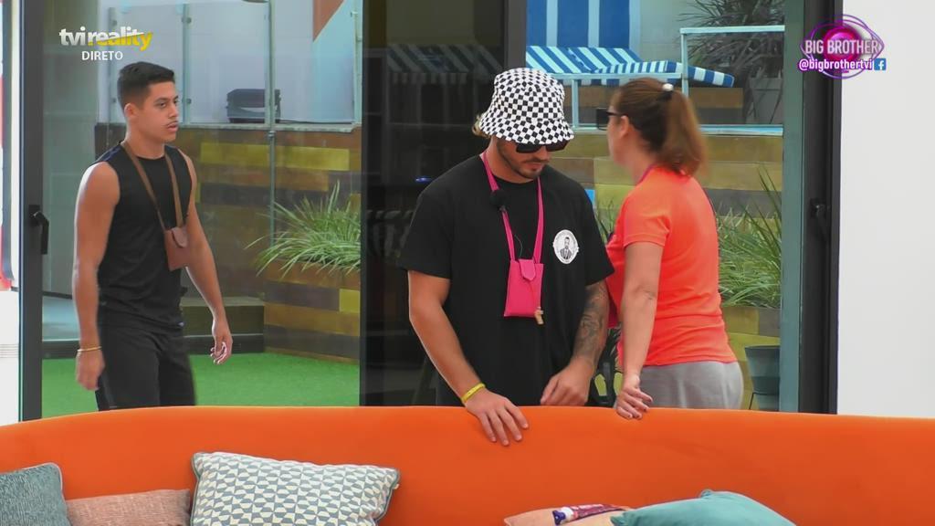Miguel Vicente confronta Sónia Pinho: «Queres abrir guerra comigo?» - Big  Brother - TVI