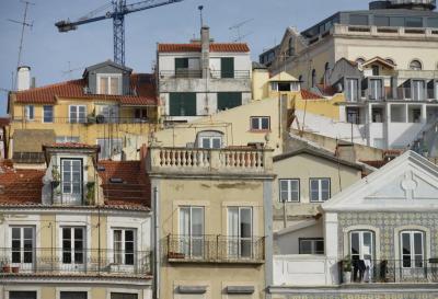 1.532€ por mês. Rendas estão limitadas a 2% mas novos contratos continuam a acelerar. Em Lisboa e Porto aumento é já de quase 30% - TVI