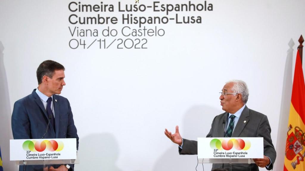 António Costa e Pedro Sánchez na Cimeira Luso-Espanhola (Estela Silva/EPA)