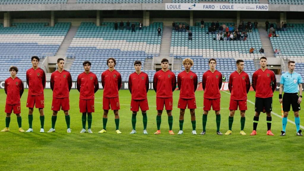 Seleção sub-17 de Portugal no arranque da qualificação para o Europeu 2023