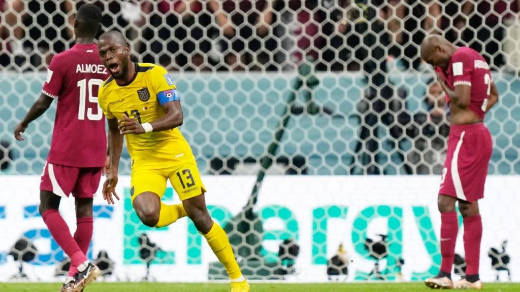 Mundial 2022: Enner Valencia cabeceia para o 0-2 no Qatar-Equador