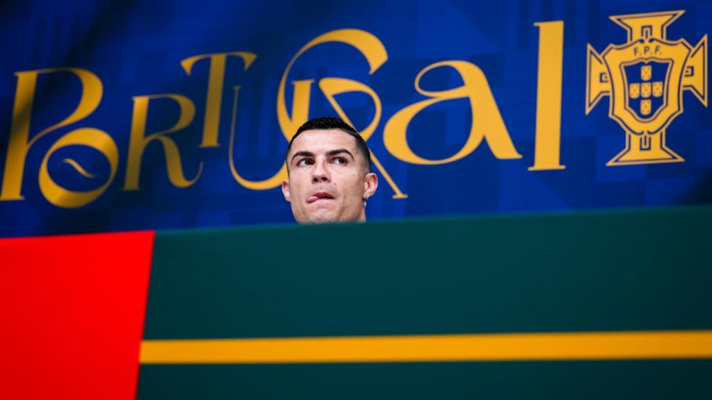 Cristiano Ronaldo na conferência de imprensa da seleção portuguesa