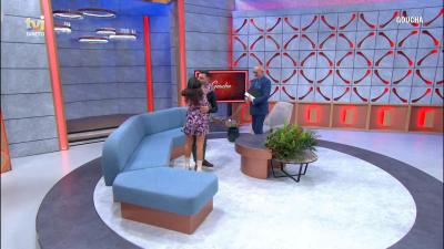 Tatiana Boa Nova é surpreendida em estúdio pelo seu irmão Vítor - Big Brother