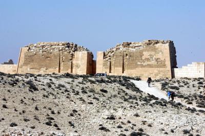 Túnel descoberto por baixo de templo pode levar ao túmulo perdido de Cleópatra - e porque isto pode ser a descoberta mais importante do século - TVI