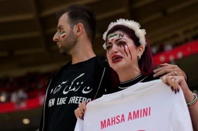 Adepta fez tributo a Mahsa Amini durante o País de Gales-Irão e a organização não gostou - TVI