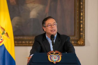 Congresso do Peru declara Presidente da Colômbia 'persona non grata' - TVI