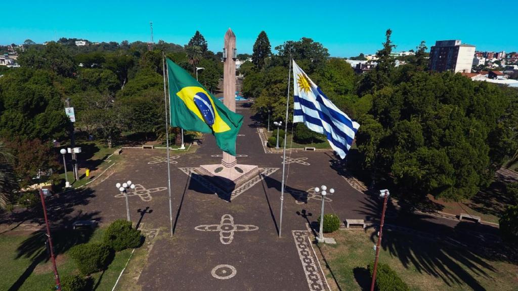 Fronteira Brasil com Uruguai (foto: Daniel Badra/GettyImages)