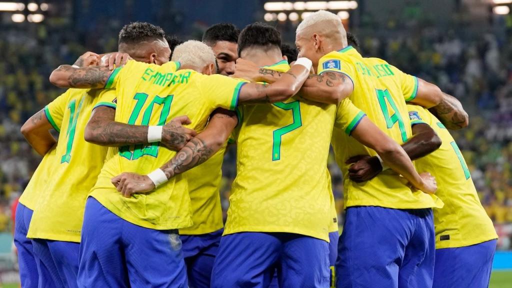 Brasil festeja golo frente à Coreia do Sul