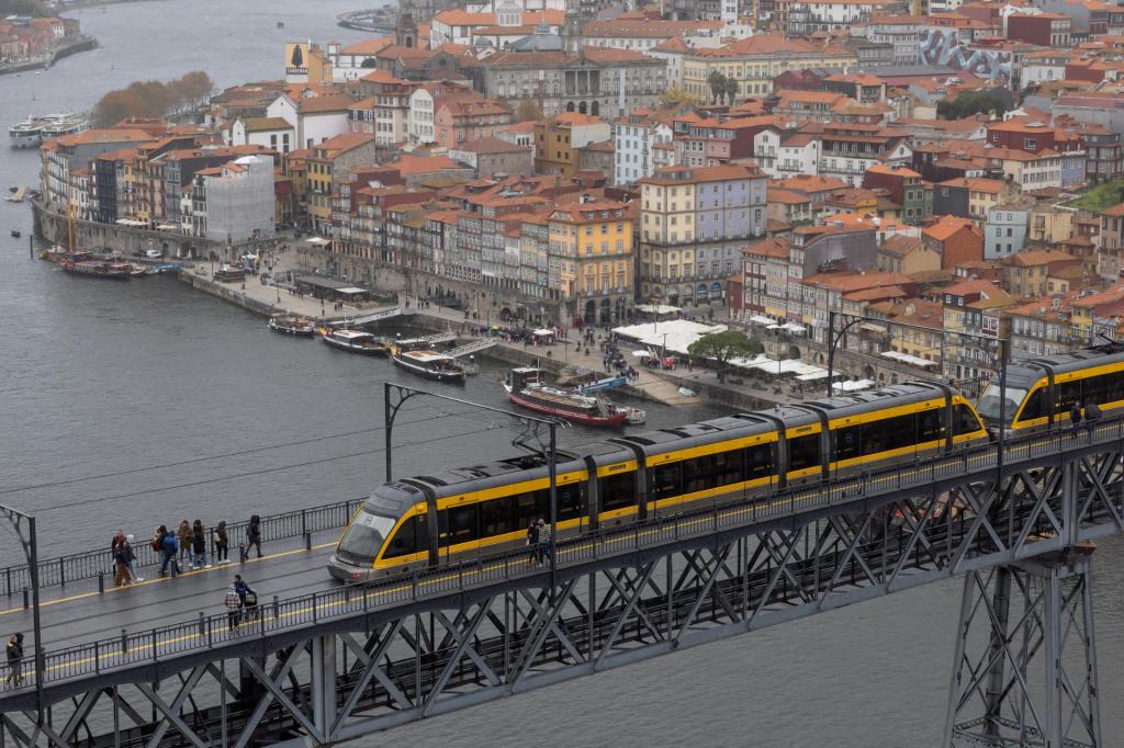 Metro do Porto (JOSÉ COELHO/LUSA)