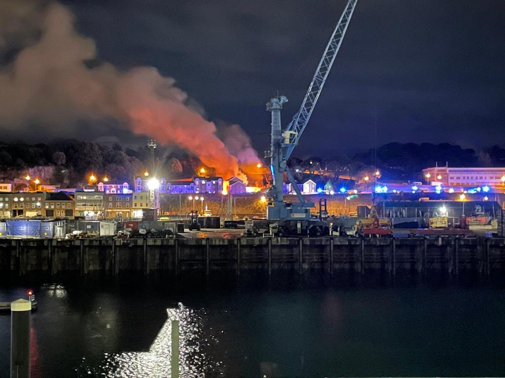 Explosão atinge bloco de apartamentos na ilha de Jersey (D.R.)