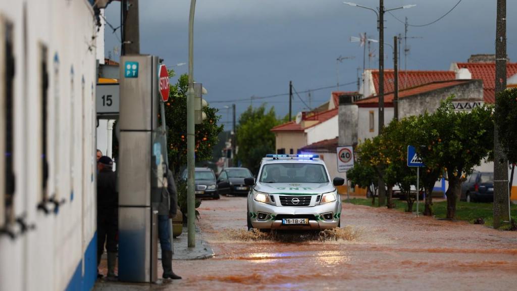 Inundações em Elvas (foto: Nuno Veiga/Lusa)