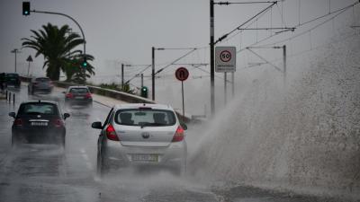 Dez distritos de Portugal continental sob aviso amarelo devido a chuva e trovoada - TVI