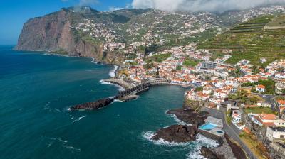Cidadão inglês de 65 anos morre em embarcação turística no Funchal - TVI