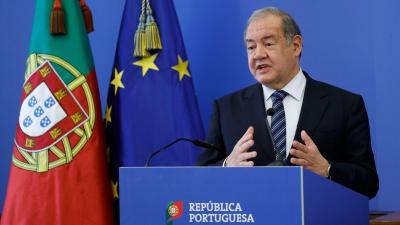 Ministro da Economia acusa Portugal de "hostilizar" as grandes empresas: "Continuamos a considerar o lucro um pecado" - TVI