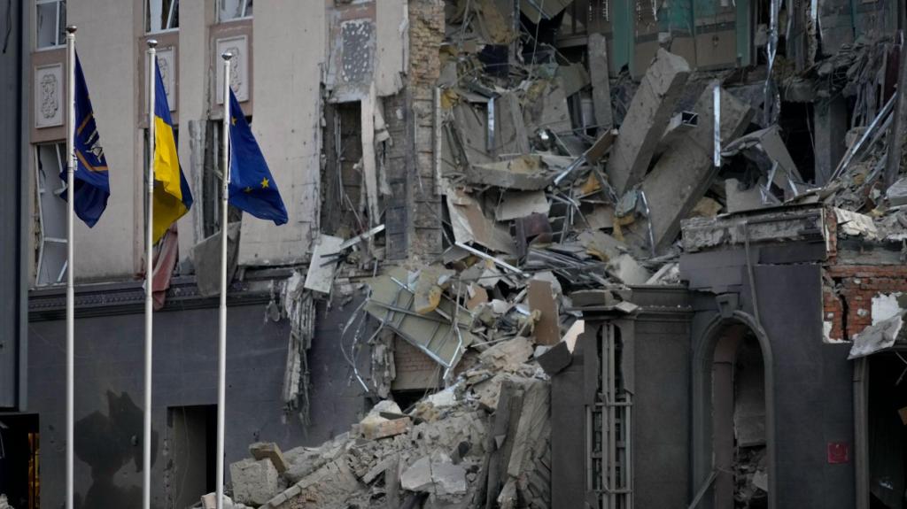 Destruição em Kiev (AP Photo)