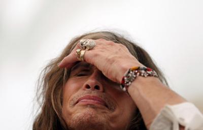 Vocalista dos Aerosmith acusado de abuso sexual por adolescente com quem teve relação nos anos 70 - TVI