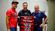 Vítor Pereira na chegada ao Flamengo, com o preparador físico Mário Monteiro e o adjunto Rui Quinta (Flamengo)