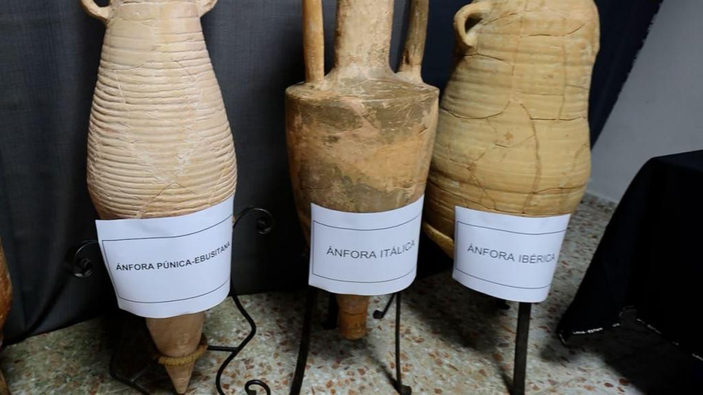 Artefactos arqueológicos Espanha Foto Guardia Civil