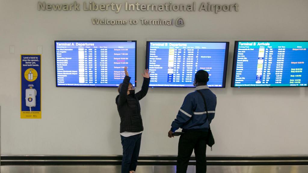 Problema informático provoca o caos em aeroportos dos Estados Unidos (Ted Shaffrey/AP)