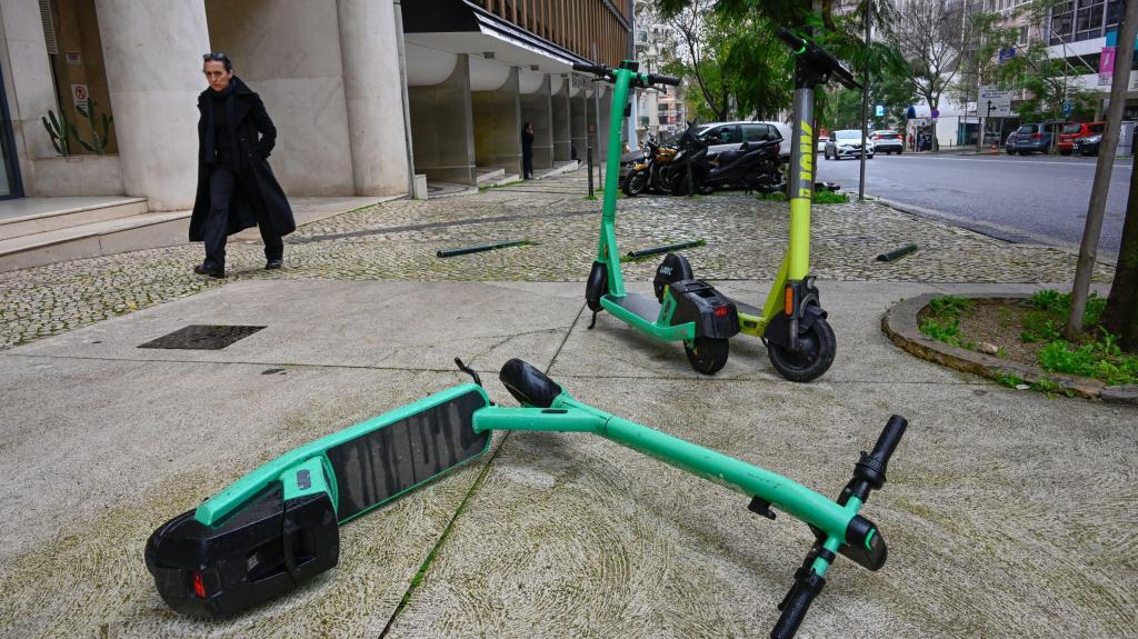 Trotinetes elétricas, Lisboa, mobilidade, transportes. Foto: Horacio Villalobos/Corbis via Getty Images