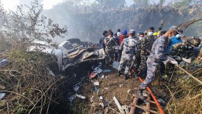 Pelo menos 68 mortos após queda de avião no Nepal - TVI