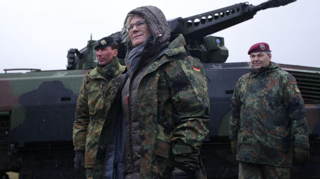 Ministra da Defesa da Alemanha, Christine Lambrecht (imagem Getty)