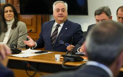 PSD acusa Governo de “atuar à margem da lei” por não enviar pareceres sobre demissão da CEO da TAP - TVI