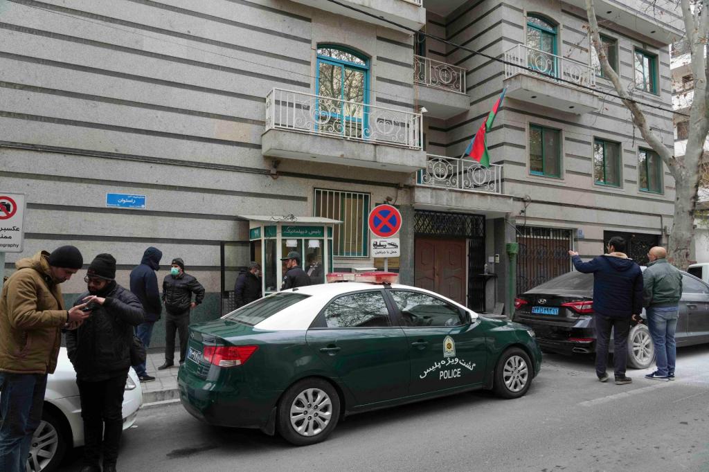 Embaixada do Azerbaijão em Teerão (Associated Press)