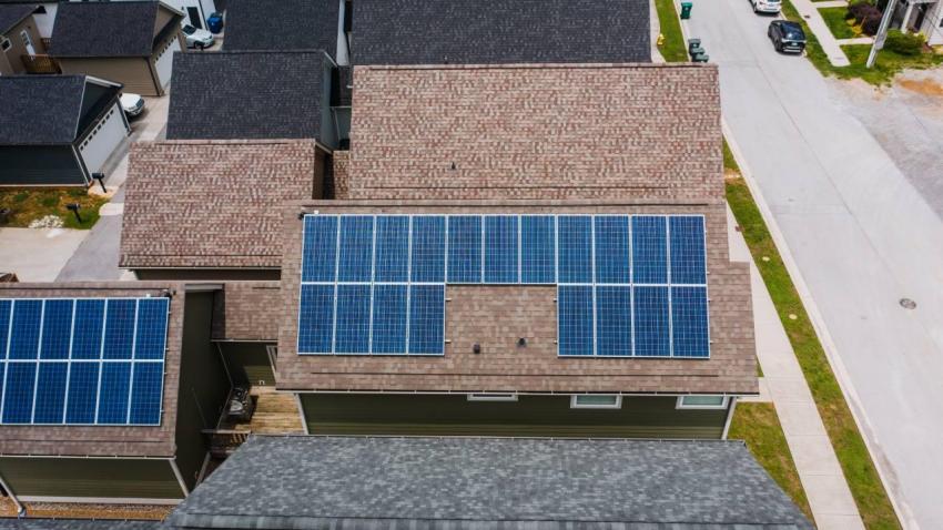 Energia solar em telhado - AWAY