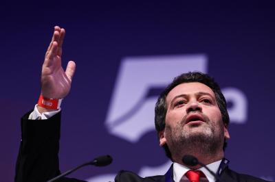 Chega convidou, Bolsonaro e Salvini aceitaram: vêm a Lisboa para cimeira da direita - TVI