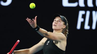 Ténis: Elena Rybakina desiste de Roland Garros devido a doença - TVI