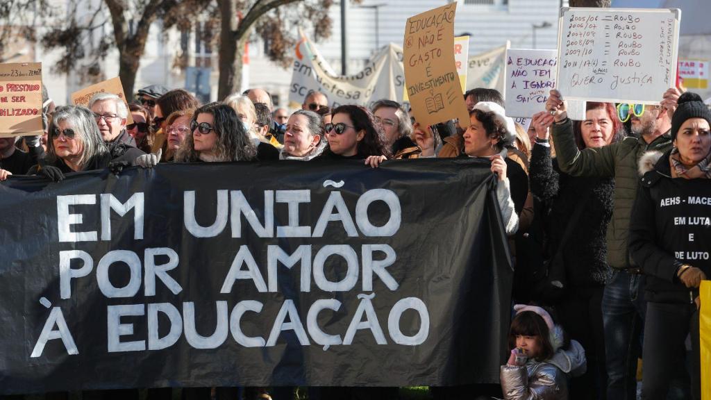 Milhares de professores manifestaram-se em Leiria em concentração promovida pela Fenprof