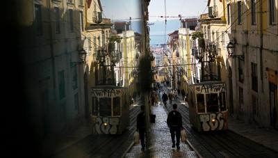 Movimentos anti-imigração em Portugal cada vez mais organizados, diz estudo - TVI